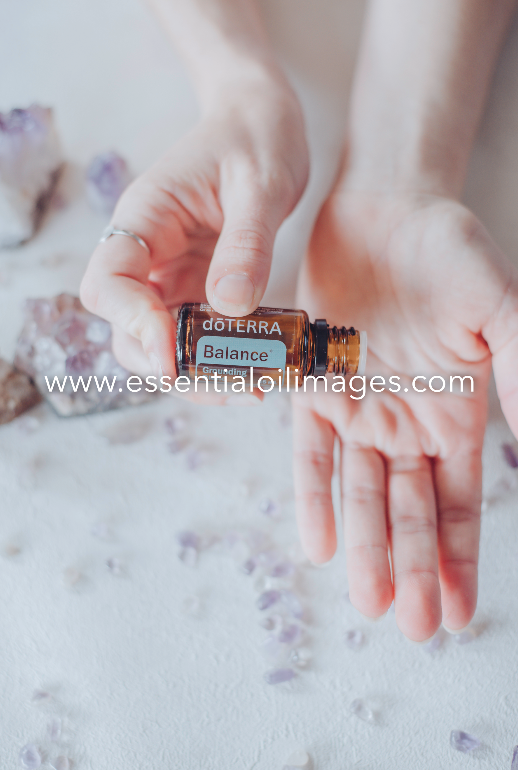 Essential Oil Rituals - Crystal Healing Collection